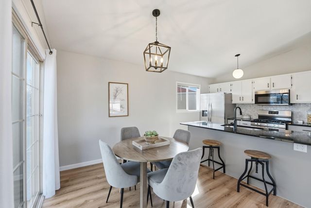 8942 Vinewood Lane N, Maple Grove, MN 55369