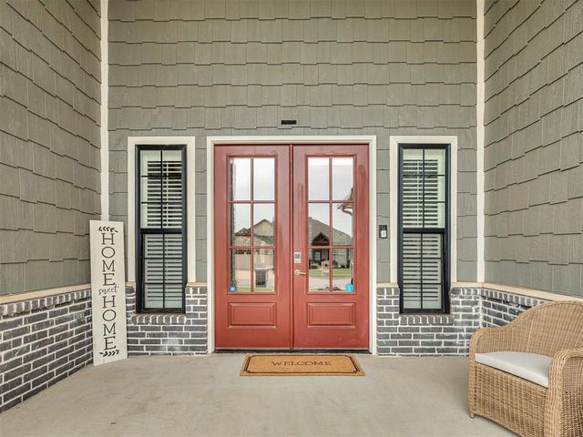 4805 Hambletonian Lane, Mustang, OK 73064