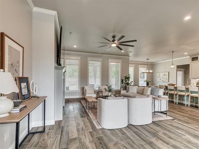 4805 Hambletonian Lane, Mustang, OK 73064