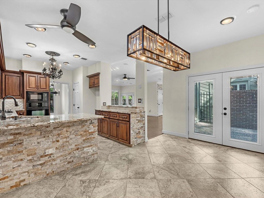 3119 Royal Crescent Drive, Houston, TX 77339