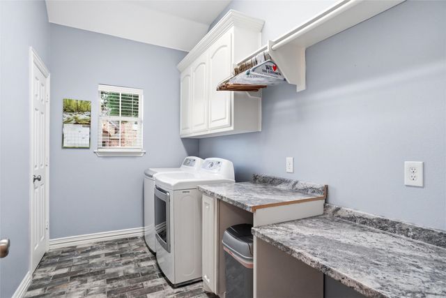 8901 Stratford Drive, North Richland Hills, TX 76182