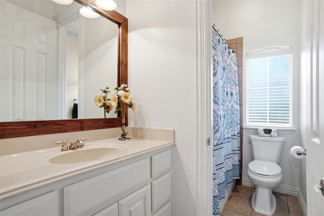 8901 Stratford Drive, North Richland Hills, TX 76182
