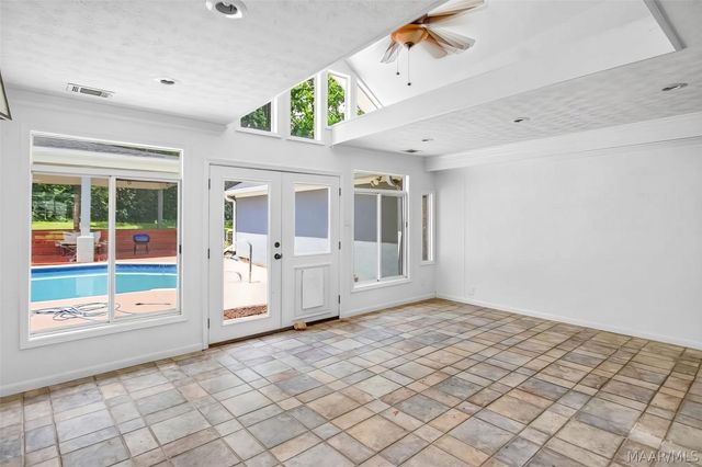 6555 Eastwood Glen Drive, Montgomery, AL 36117