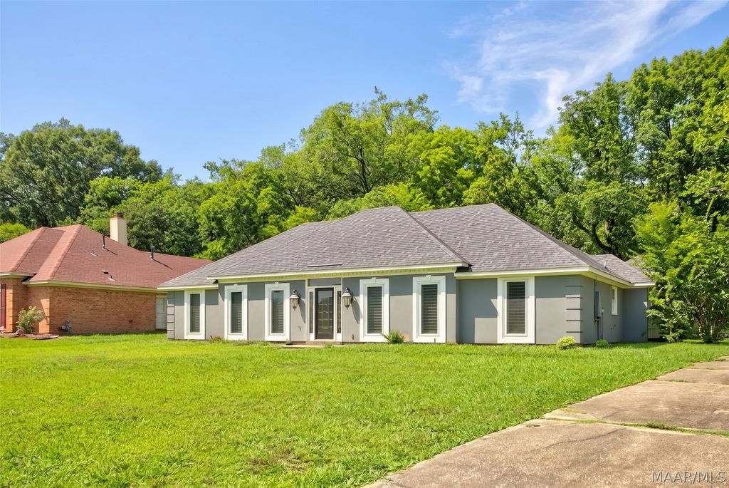 6555 Eastwood Glen Drive, Montgomery, AL 36117