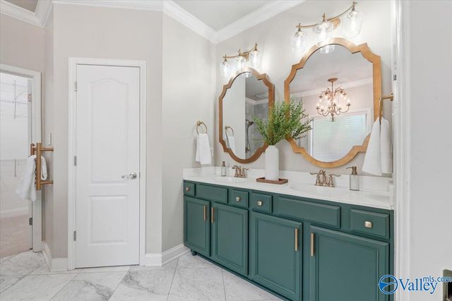 4814 Cove Valley Drive SE, Owens Cross Roads, AL 35763