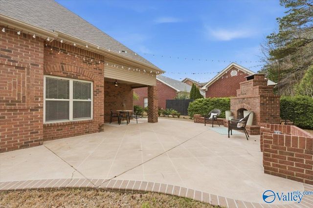 4814 Cove Valley Drive SE, Owens Cross Roads, AL 35763