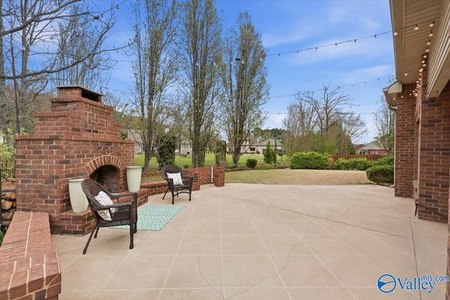 4814 Cove Valley Drive SE, Owens Cross Roads, AL 35763