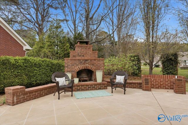 4814 Cove Valley Drive SE, Owens Cross Roads, AL 35763