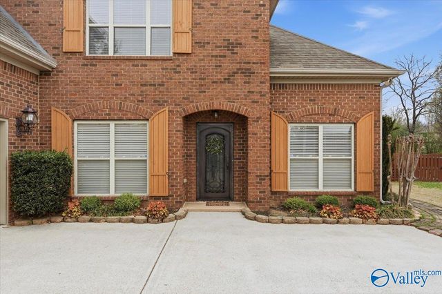 4814 Cove Valley Drive SE, Owens Cross Roads, AL 35763