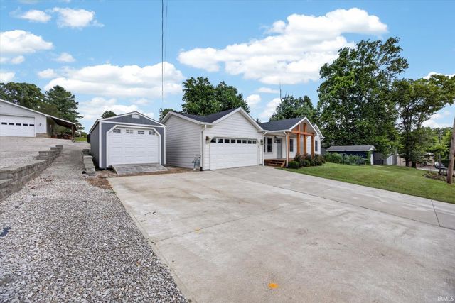 201 Nikirk Lane, Oolitic, IN 47451