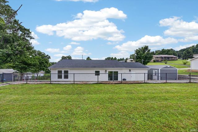 201 Nikirk Lane, Oolitic, IN 47451