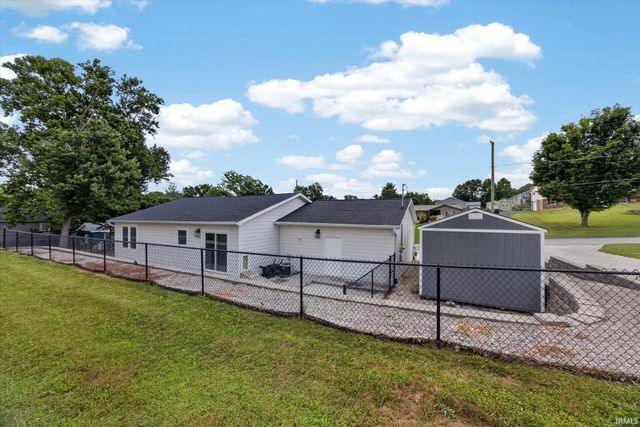 201 Nikirk Lane, Oolitic, IN 47451
