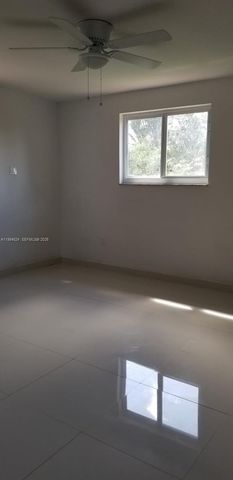 6300 SW 21st St 1, Miami, FL 33155