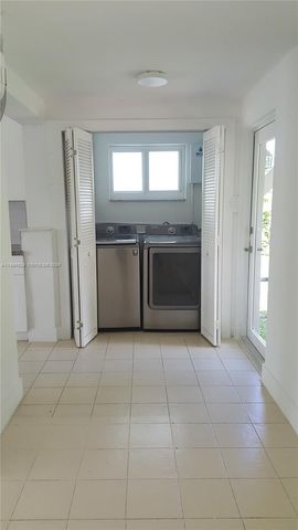 6300 SW 21st St 1, Miami, FL 33155