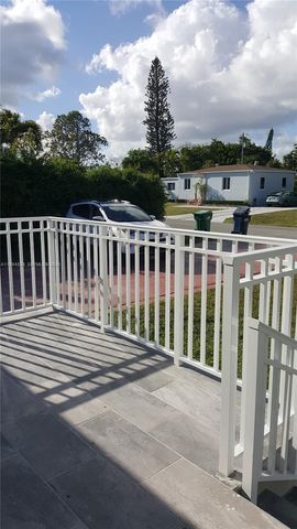 6300 SW 21st St 1, Miami, FL 33155