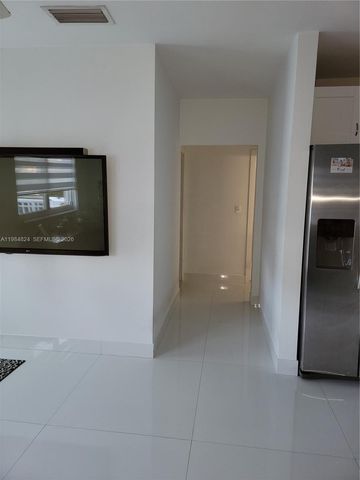 6300 SW 21st St 1, Miami, FL 33155