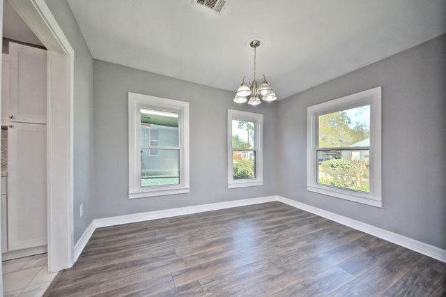 3834 Rosedale Street, Houston, TX 77004