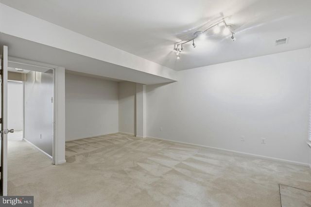 8609 WOODLAND MANOR DR, Laurel, MD 20724