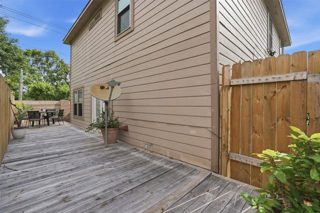 8902 Iron Springs Drive, Houston, TX 77034