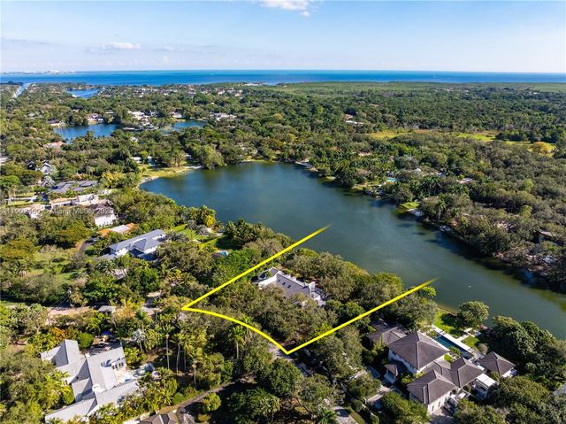 5390 Banyan Dr, Coral Gables, FL 33156