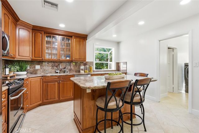 8613 Katherine, Panorama City, CA 91402