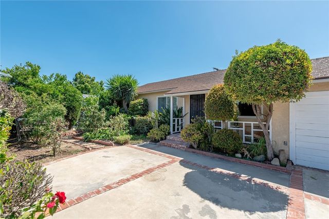 8613 Katherine, Panorama City, CA 91402