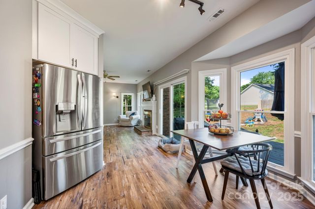 1045 Fairway Ridge Road NW, Concord, NC 28027