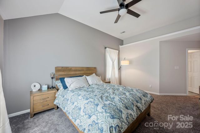 1045 Fairway Ridge Road NW, Concord, NC 28027
