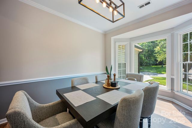 1045 Fairway Ridge Road NW, Concord, NC 28027