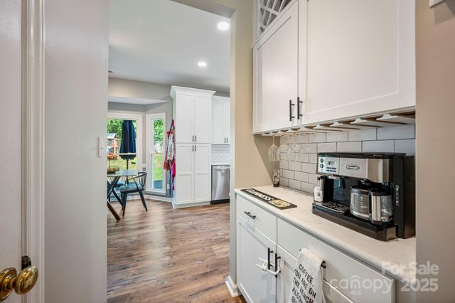 1045 Fairway Ridge Road NW, Concord, NC 28027