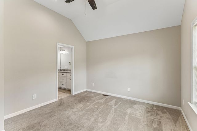 1299 Wesley Ct, Lawrenceburg, TN 38464