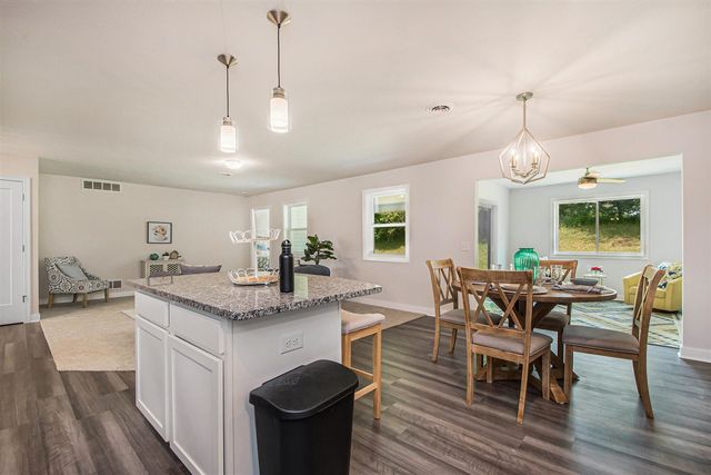 4281 Highpoint Drive 109, Wayland, MI 49348