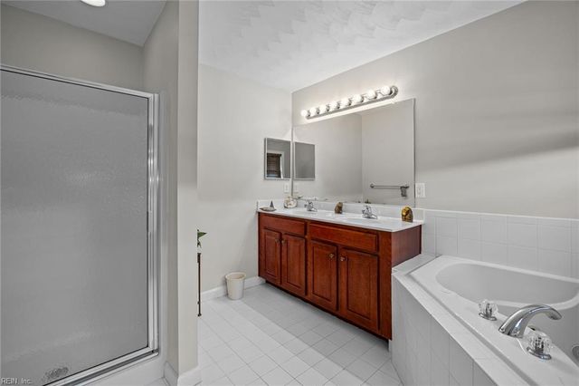 202 Ferguson PL, Suffolk, VA 23435