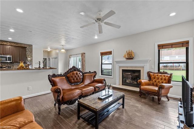 202 Ferguson PL, Suffolk, VA 23435