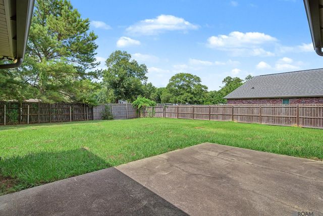 13860 Cobblestone Dr, Denham Springs, LA 70726