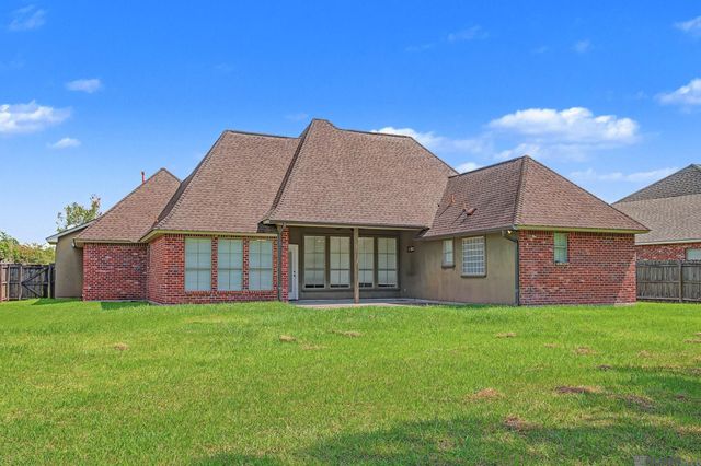 13860 Cobblestone Dr, Denham Springs, LA 70726