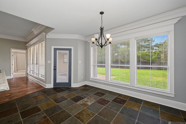 13860 Cobblestone Dr, Denham Springs, LA 70726