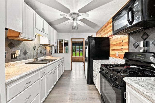 5225 W County Line ROAD, Brown Deer, WI 53223