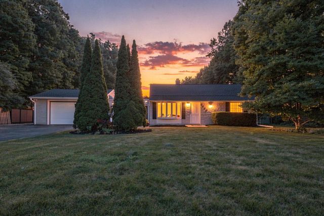 5225 W County Line ROAD, Brown Deer, WI 53223