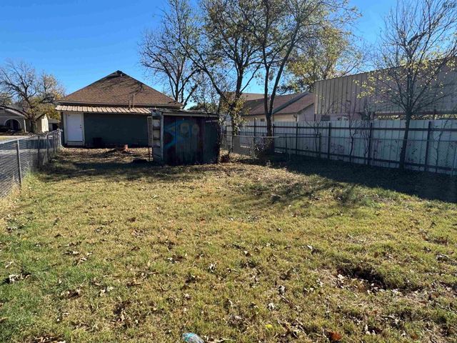 1904 GRANT STREET, Wichita Falls, TX 76309