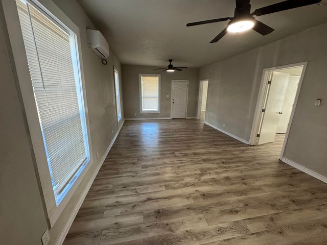 1904 GRANT STREET, Wichita Falls, TX 76309