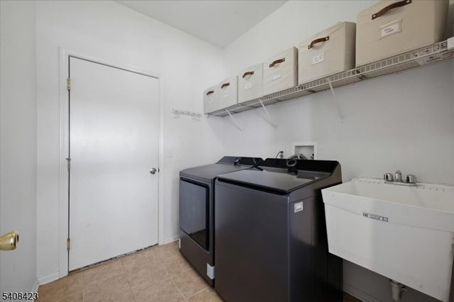 927 Timberline Dr, Jefferson Twp., NJ 07849