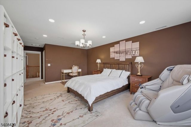 927 Timberline Dr, Jefferson Twp., NJ 07849