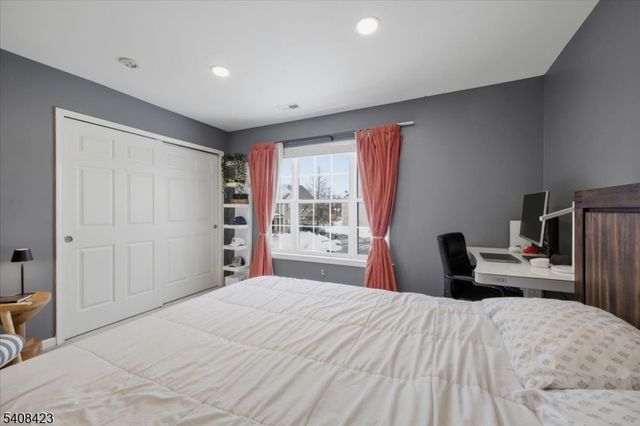 927 Timberline Dr, Jefferson Twp., NJ 07849