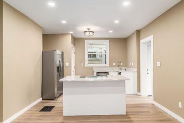 155 S Wayne Avenue, Columbus, OH 43204
