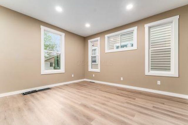 155 S Wayne Avenue, Columbus, OH 43204