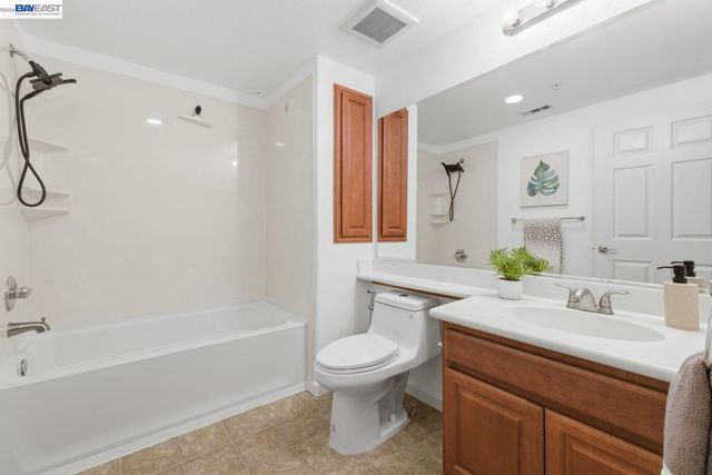 800 S Abel Street 519, Milpitas, CA 95035
