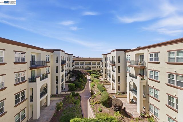 800 S Abel Street 519, Milpitas, CA 95035
