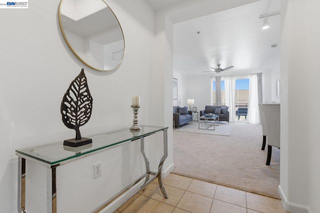 800 S Abel Street 519, Milpitas, CA 95035