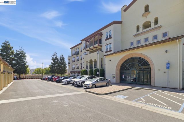 800 S Abel Street 519, Milpitas, CA 95035